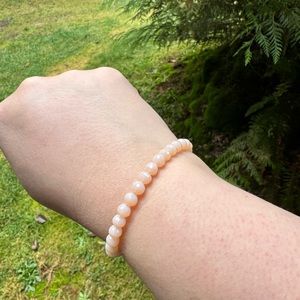 Liza’s Light Pink Beaded Stretch Bracelet